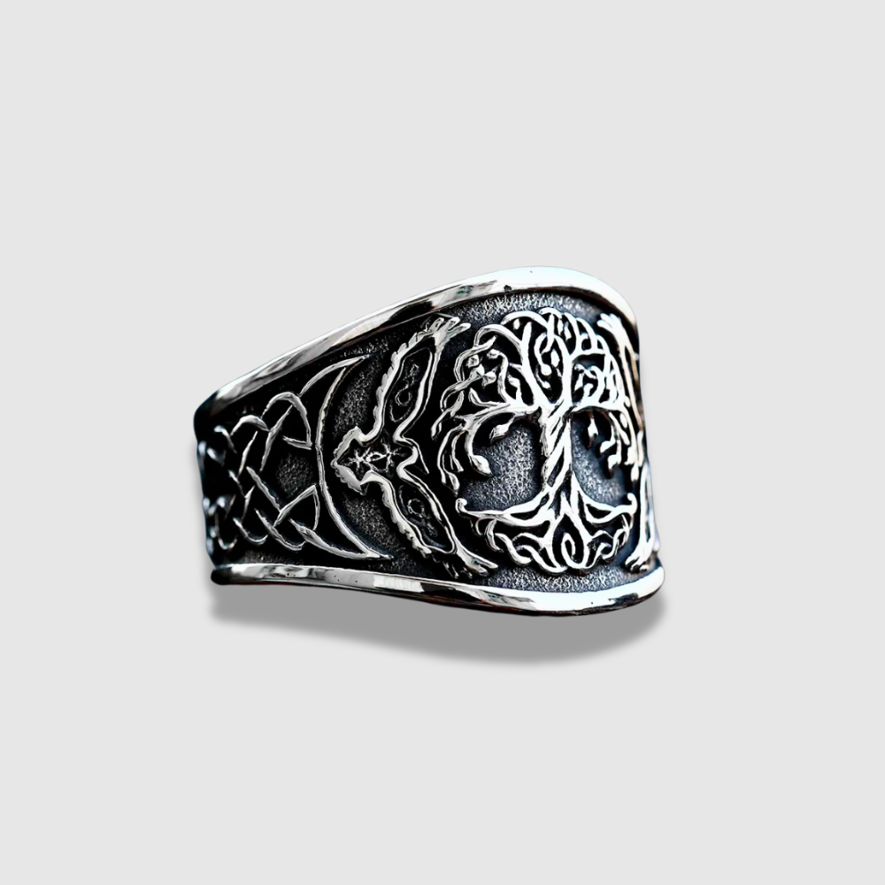 YGGDRASIL WITH ODIN'S RAVENS RING