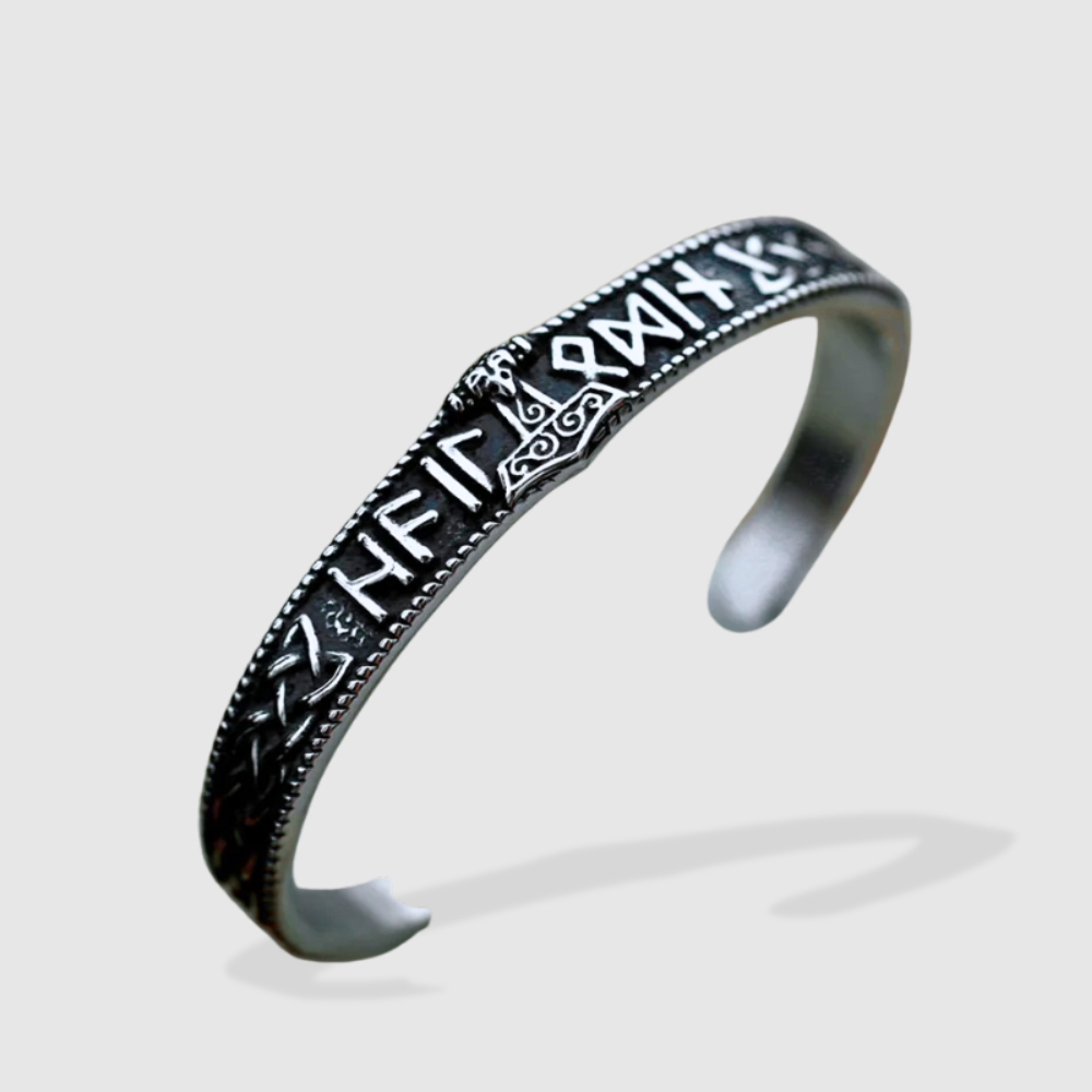 MJÖLNIR ARMRING WITH NORSE RUNES