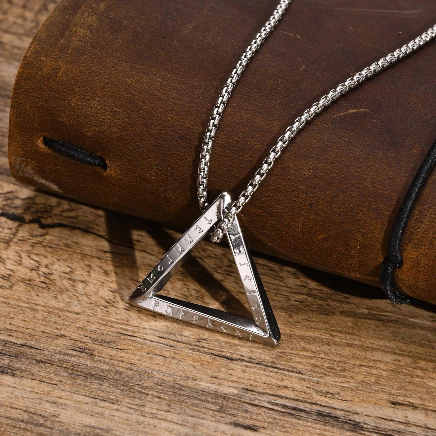 MPRAINBOW Men's Norse Viking Necklaces for Boys,Waterproof Stainless Steel Triangle Geometric Pendant Amulet Collar, 55/60/70cm Box Chain - Vikingborne