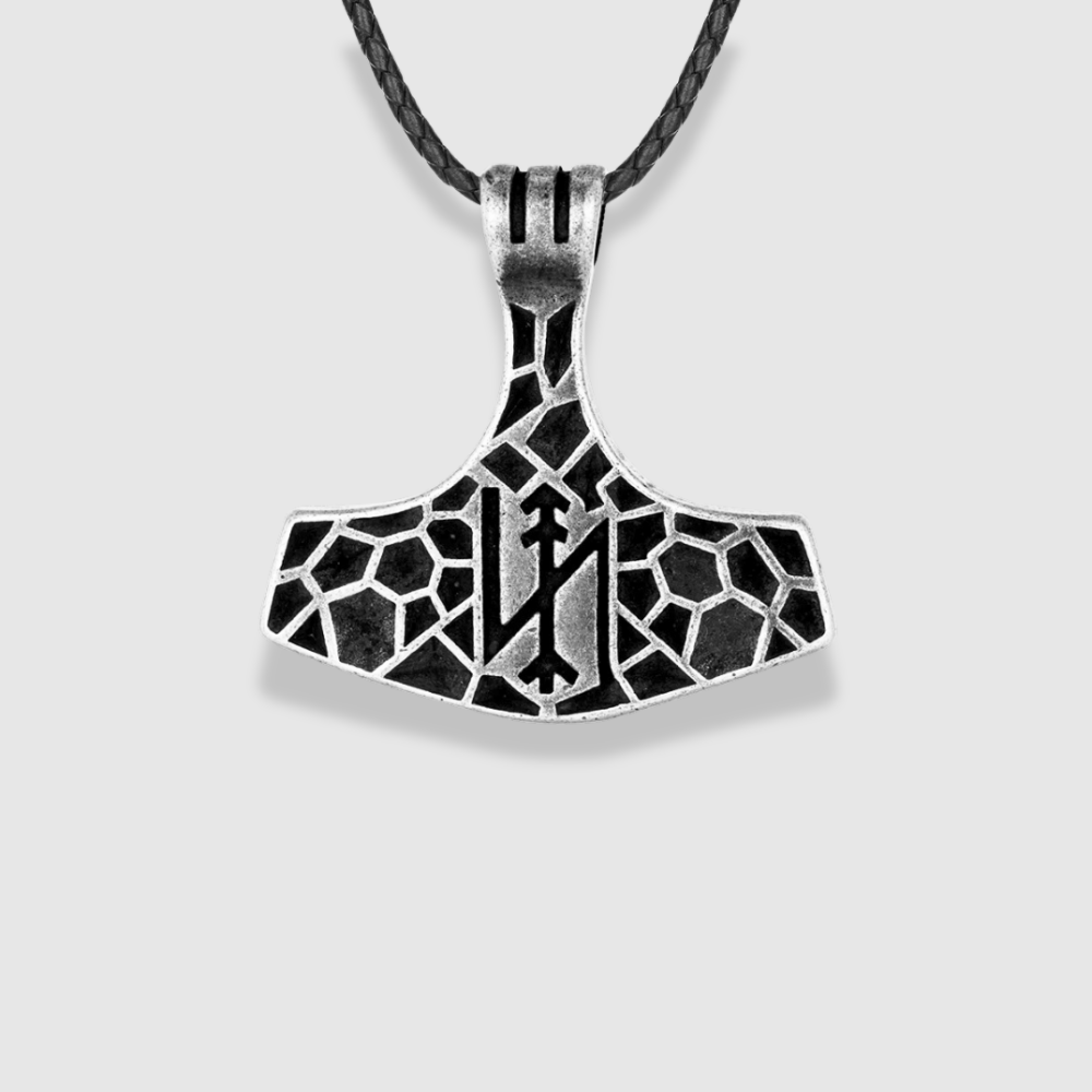 MJÖLNIR RELIC PENDANT NECKLACE WITH ARROW